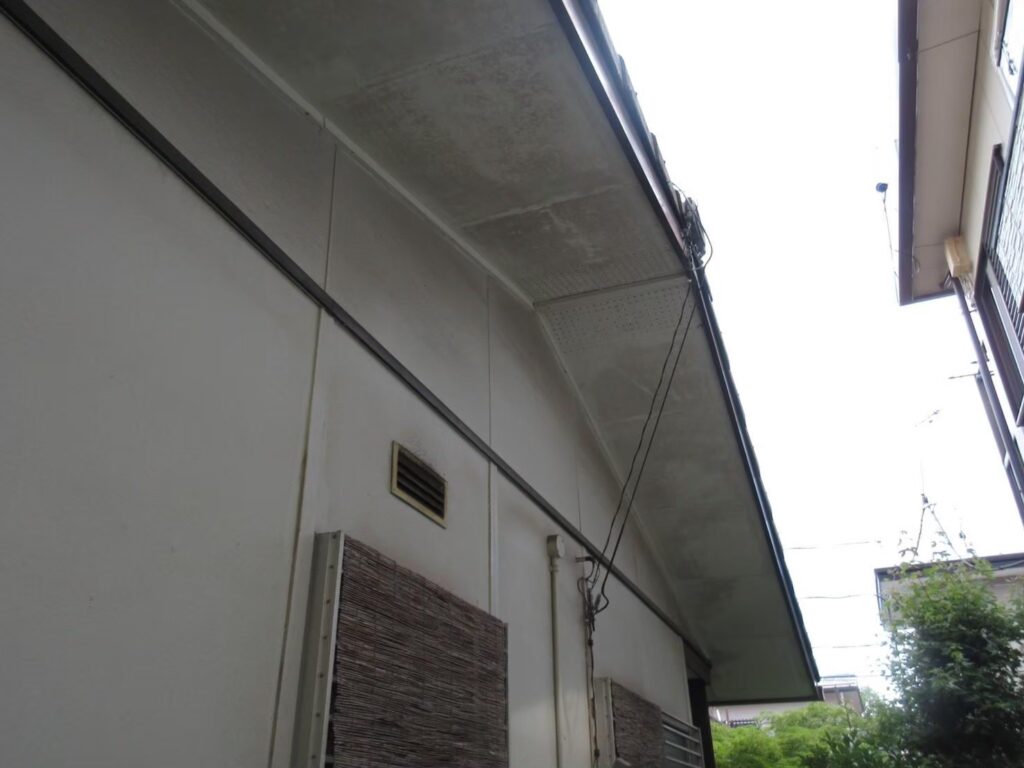 外壁塗装工事　施工前　プレマテックス　ウルトラSi