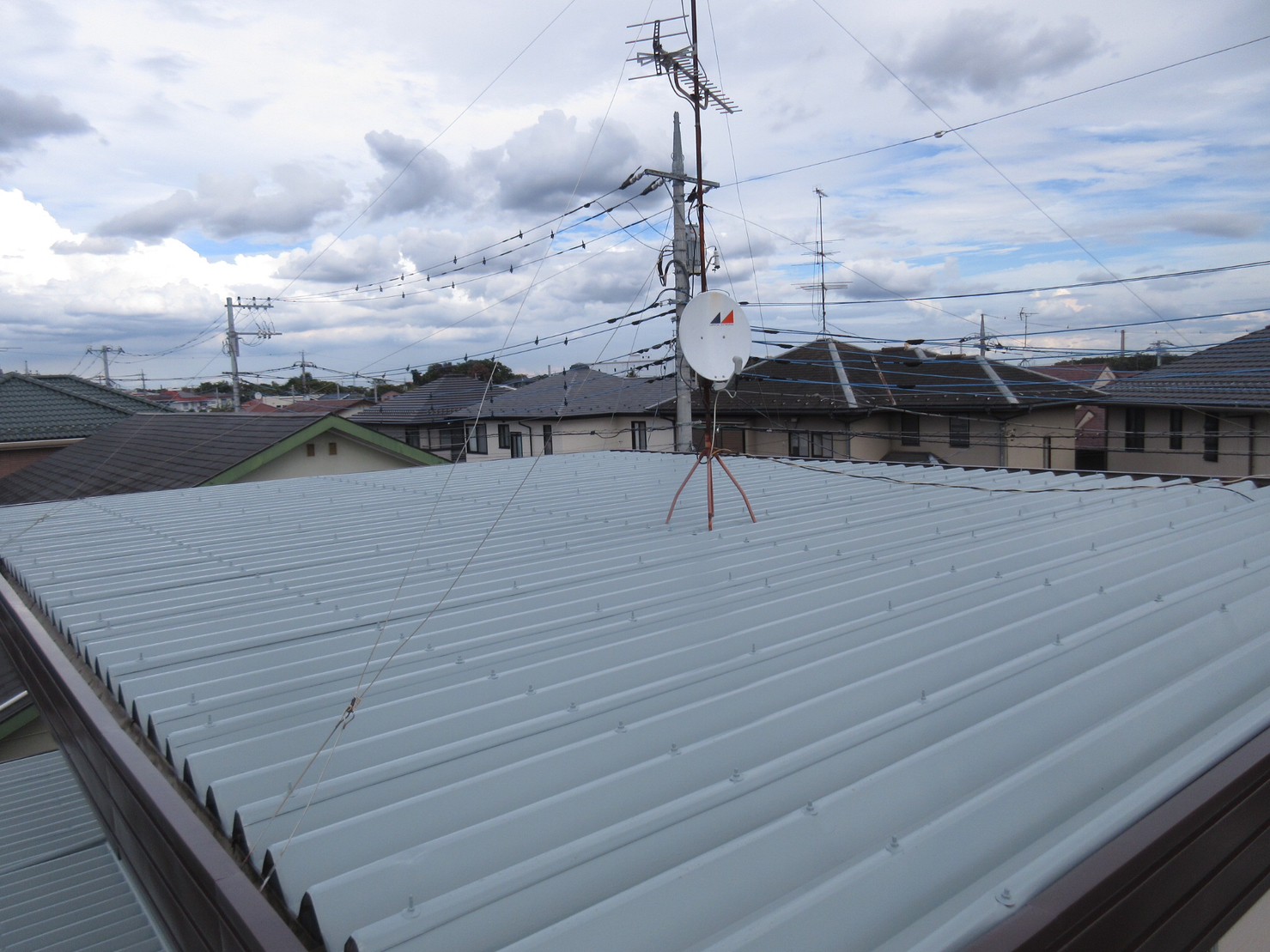 屋根塗装工事　アステックペイント　スーパーシャネツサーモSi