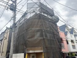 足場